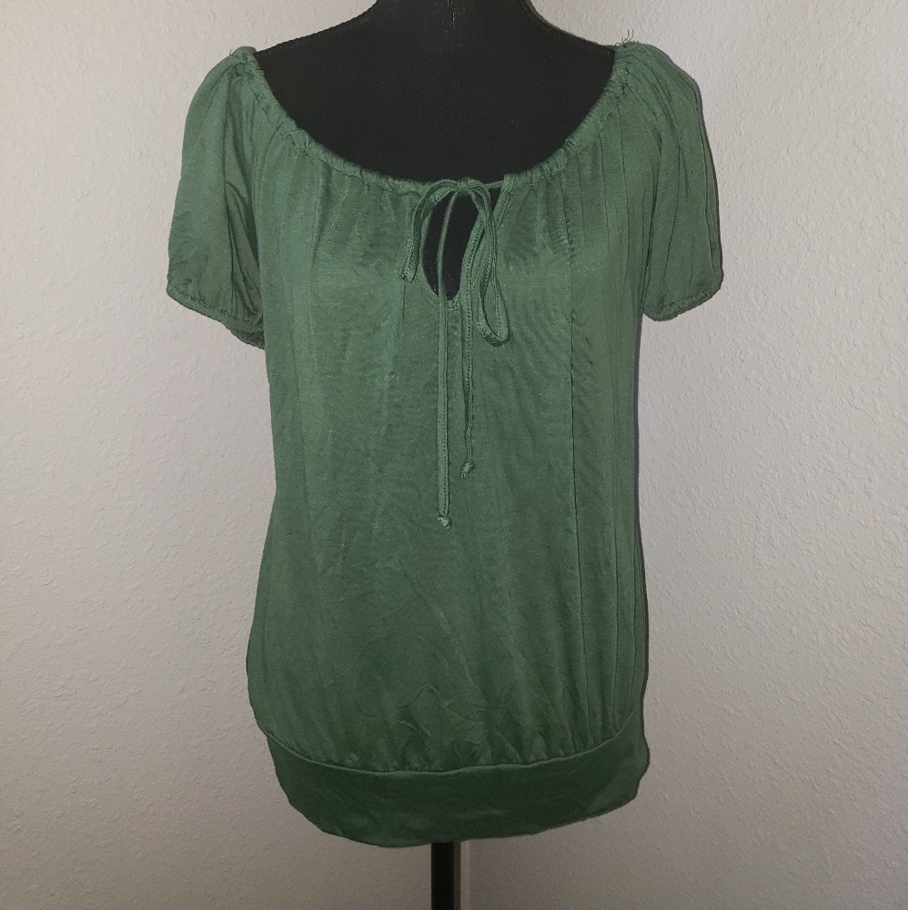 Ladies Olive Green Cold Shoulder Top